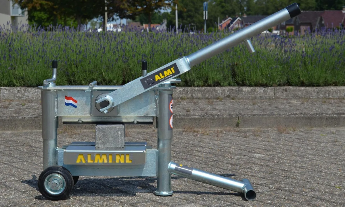 ALMI AL33 stenenknipper met steen